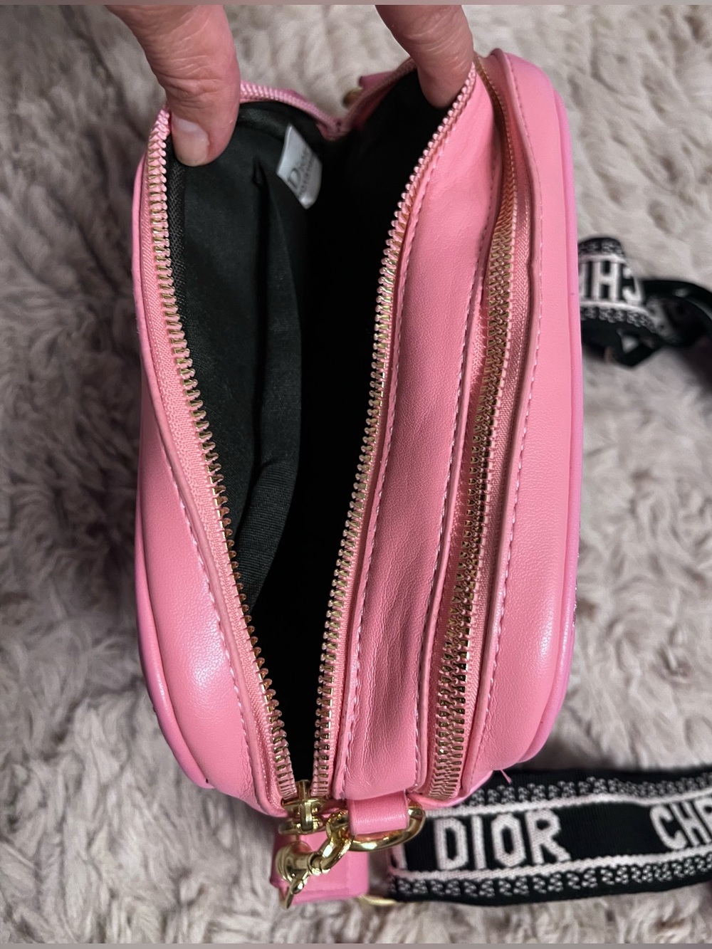 Dior Pink Quilted Leather Camera Bag from the beauty line with Signature Strap - Picture 7 of 11